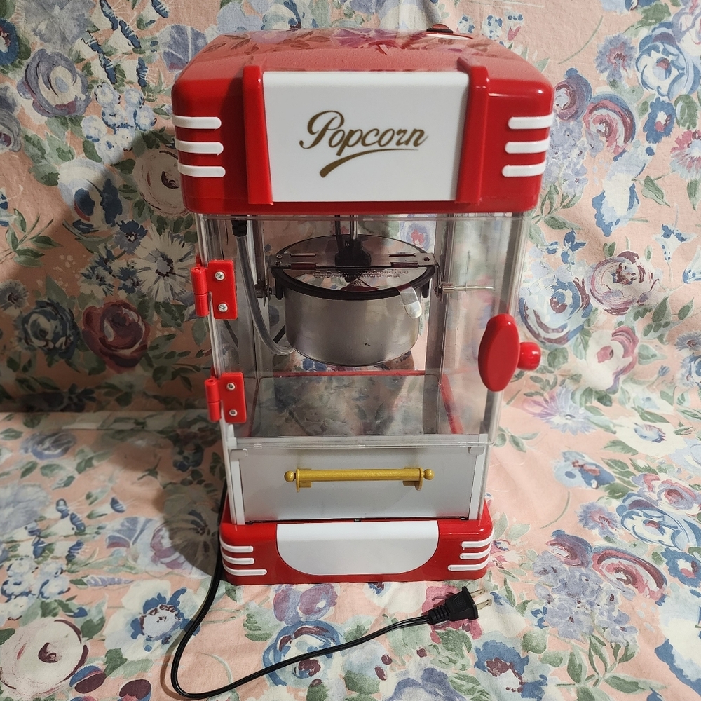NOSTALGIA Red Popcorn Machine Great For Movie Nights Family Friends Over Stir
